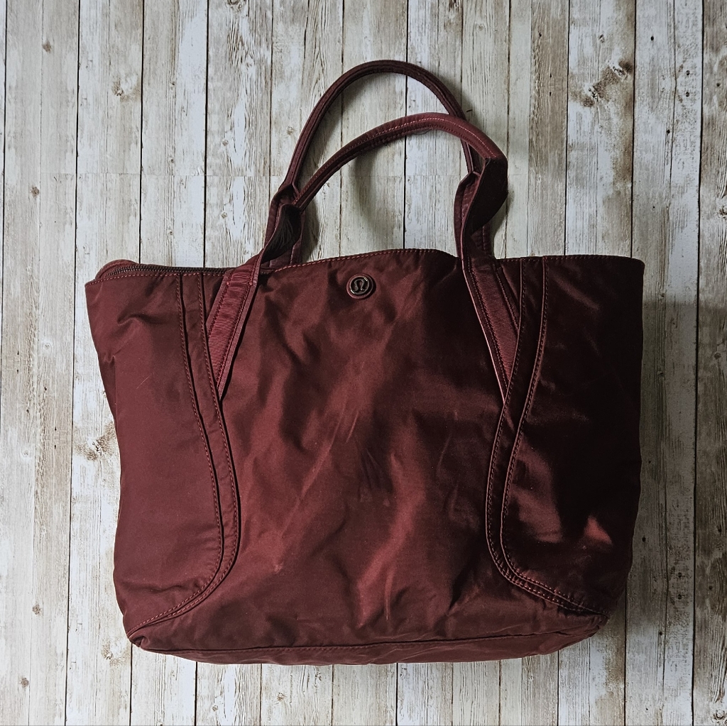 Lululemon Out Of Range Tote